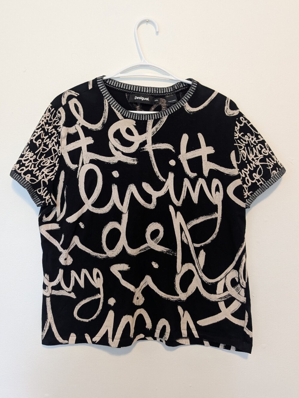 Desigual Graffiti Calligraphy Script T-Shirt Black Cream Top XXL